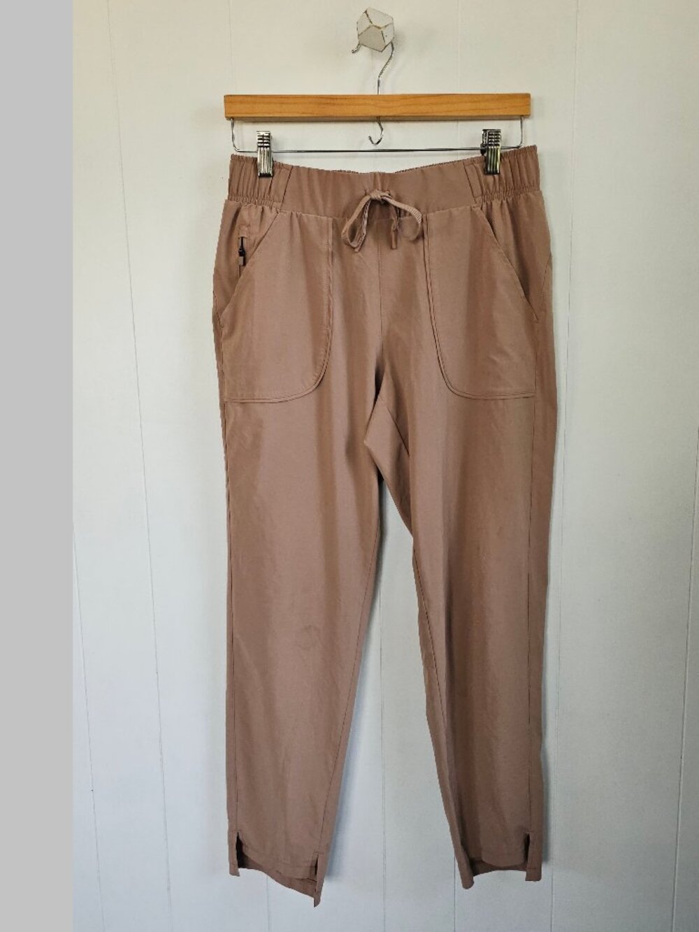 ALL IN MOTION Beige Drawstring Woven Joggers